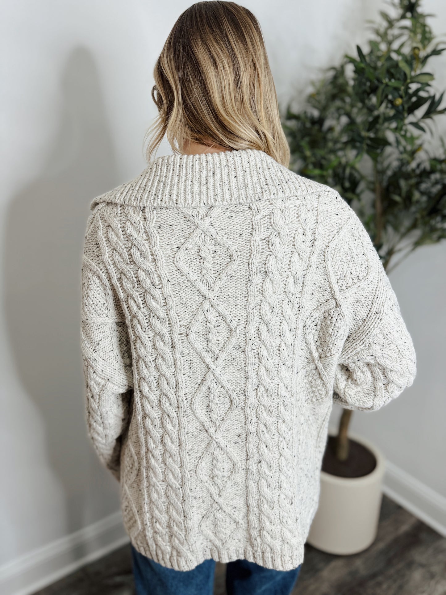 FRONT POCKET BUTTON DOWN CARDIGAN