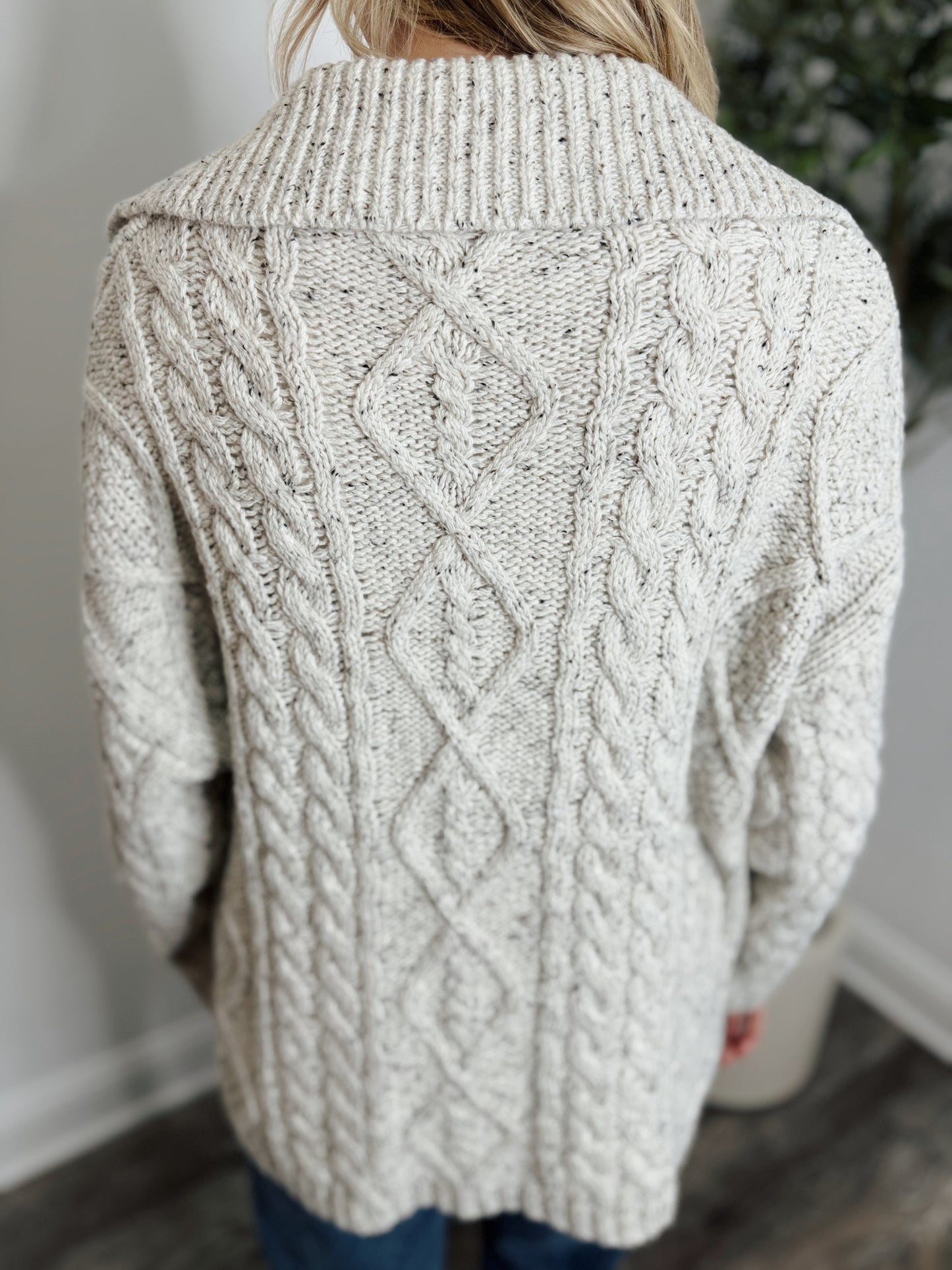FRONT POCKET BUTTON DOWN CARDIGAN
